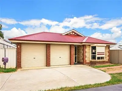 4 Madeleine Close, Morphett Vale SA 5162