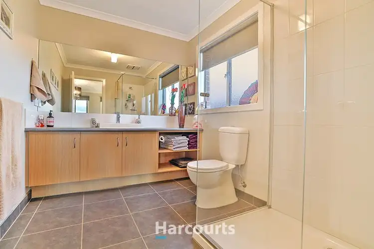 Fourth view of Homely house listing, 6 Appleporch Way, Drouin VIC 3818