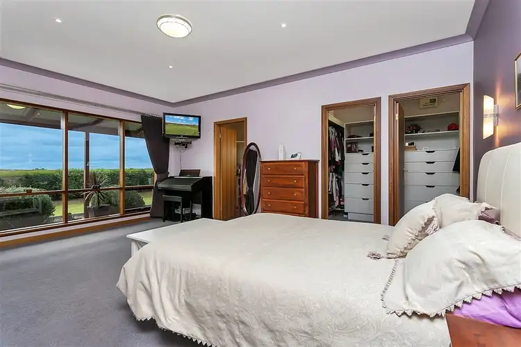 Sixth view of Homely house listing, 2 Queen Louisa Drive, Murray Bridge SA 5253