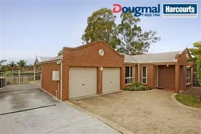 85 Englorie Park Drive, Glen Alpine NSW 2560
