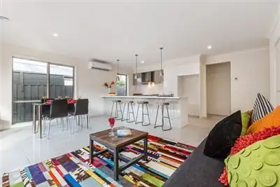 Main view of Homely unit listing, 2/7 Harrap Road, Mount Martha VIC 3934