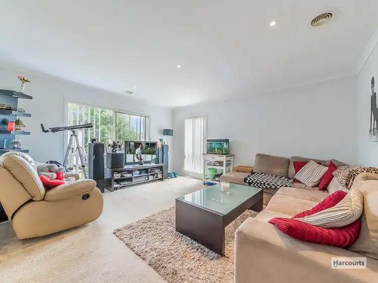 Fifth view of Homely house listing, 39 Nickell Court, Drouin VIC 3818