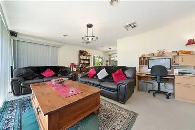 Fifth view of Homely house listing, 4 Hartwell Court, Frankston VIC 3199