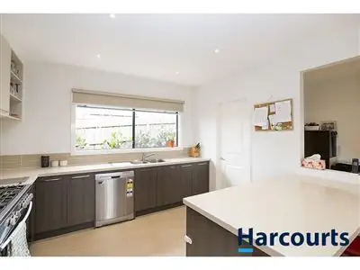 Fourth view of Homely house listing, 27 Carbine Court, Drouin VIC 3818