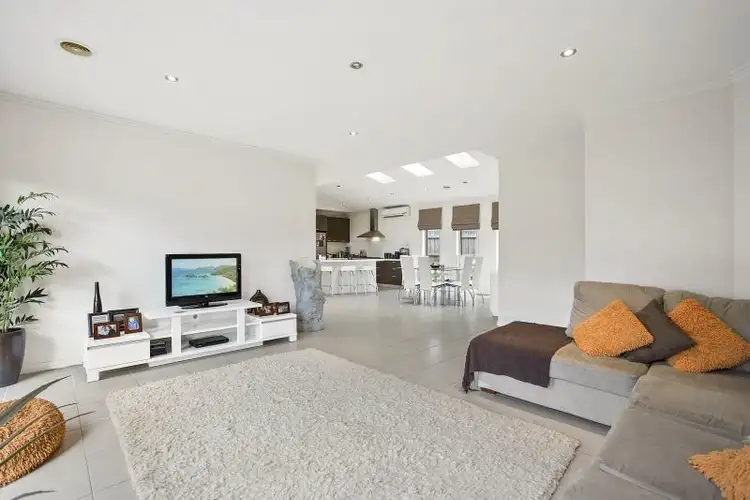 Second view of Homely house listing, 5 Haycutters Court, Mount Martha VIC 3934