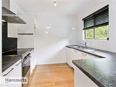 7 Tuan Court, Ferny Hills QLD 4055