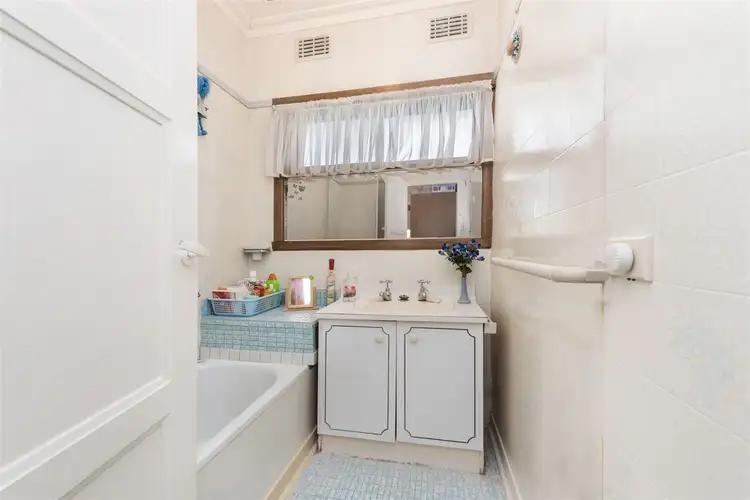 Fifth view of Homely house listing, 7 Waitara Grove, Norlane VIC 3214