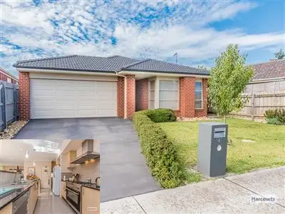 Main view of Homely house listing, 4 Rivendale Crescent, Drouin VIC 3818