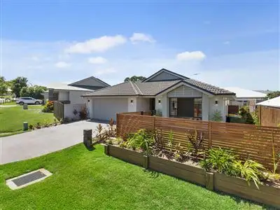 17 Sylvateere Crescent, Wakerley QLD 4154