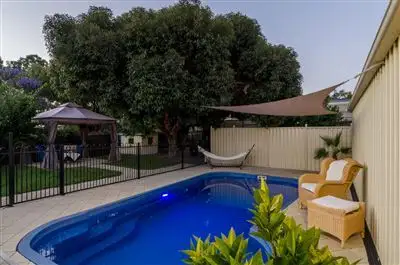 5 Equestrian Drive, Woodcroft SA 5162