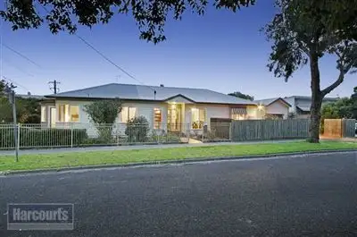 10 Charlotte Avenue, Newcomb VIC 3219