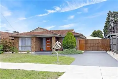 11 Bouverie Place, Epping VIC 3076