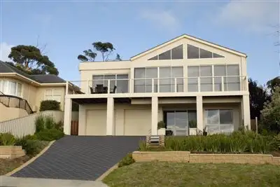 5 High Street, Victor Harbor SA 5211
