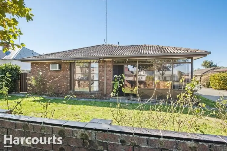 1/106 Burnbank Street, Lake Wendouree VIC 3350