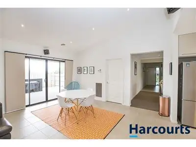 Fifth view of Homely house listing, 27 Carbine Court, Drouin VIC 3818