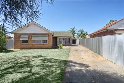 15 Barritt Street, Elizabeth Downs SA 5113