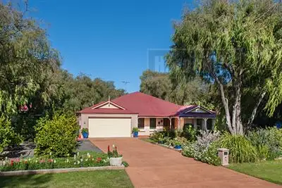 12 Klaehn Crescent, Yalyalup WA 6280