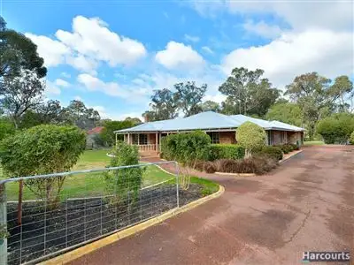 Second view of Homely house listing, 5 Redhill Place, Greenfields WA 6210