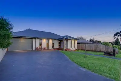 16 Kelvin Drive, Ferntree Gully VIC 3156