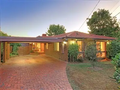 10 Minchinbury Drive, Vermont South VIC 3133