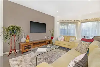 Fifth view of Homely townhouse listing, 2/21 Stradella Avenue, Vermont South VIC 3133