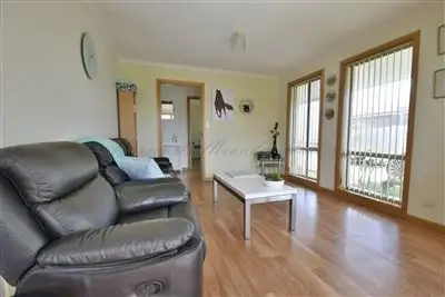 Fifth view of Homely unit listing, 1/2 Casey Court, Deloraine TAS 7304
