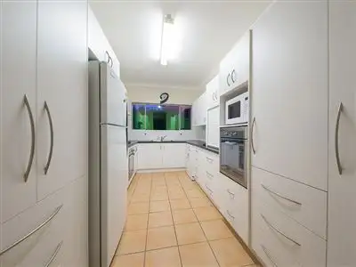 Sixth view of Homely unit listing, 5/24 Weston Street, Coorparoo QLD