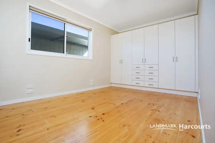 Sixth view of Homely house listing, 11 Walls Crescent, Hamilton VIC 3300