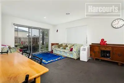 Fifth view of Homely semi-detached listing, 1/26A Austin Road, Somerville VIC 3912