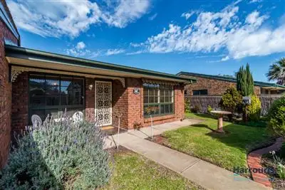 2 Cormorant Court, West Lakes Shore SA 5020
