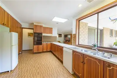 Fifth view of Homely house listing, 8 Sim Street, Mount Waverley VIC 3149