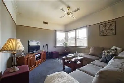 2 Montague Street, Devonport TAS 7310
