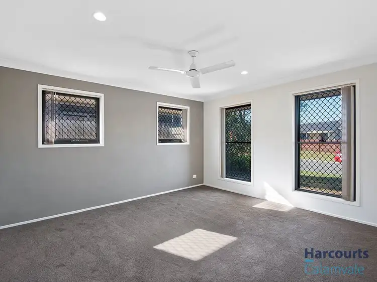Fifth view of Homely house listing, 8 Flametree Cres, Berrinba QLD 4117