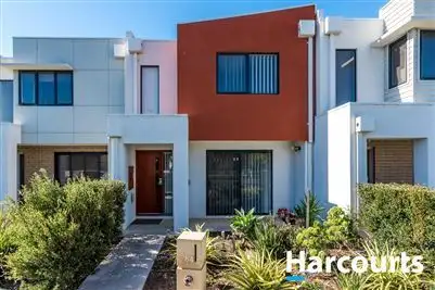 84 Green Gully Road, Clyde North VIC 3978