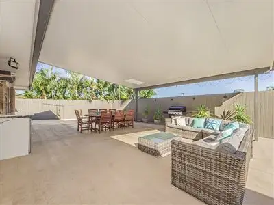 4 Nebo Place, Sinnamon Park QLD 4073