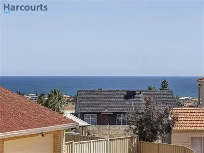 Seventh view of Homely house listing, 10 Gemini Rise, Ocean Reef WA 6027
