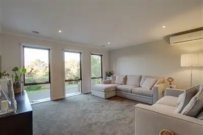 Fifth view of Homely house listing, 10 Cobbitty Court, Boronia VIC 3155