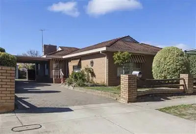 23 Kneebone Street, Ararat VIC 3377