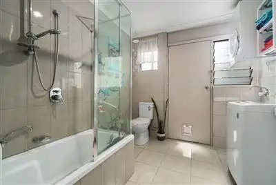Sixth view of Homely unit listing, 1/18 Beatty Parade, Mornington VIC 3931