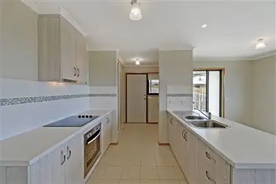 Fifth view of Homely unit listing, 2/3 Nirranda Court, Oakdowns TAS 7019