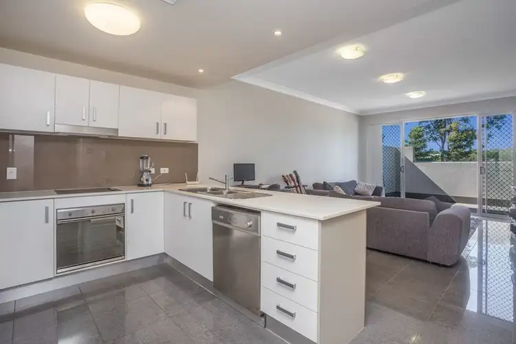 2/45 Playfield, Chermside QLD 4032