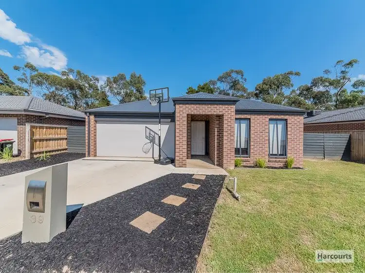 39 Pepper Crescent, Drouin VIC 3818