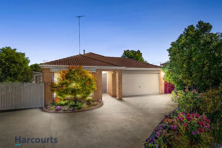 2 Finton Court, Pakenham VIC 3810