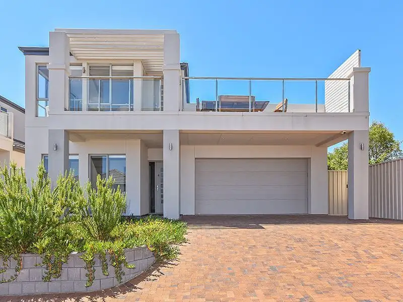 Main view of Homely house listing, 4/10 Battunga Avenue, Port Elliot SA 5212