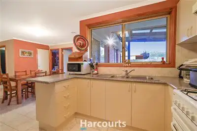 Sixth view of Homely house listing, 2 Stella Place, Pakenham VIC 3810
