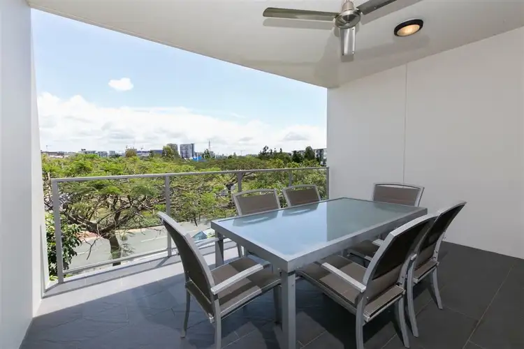 Fifth view of Homely apartment listing, 19/18 Riverbend Place, Bulimba QLD 4171