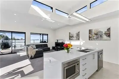 Fifth view of Homely unit listing, 2/19 Skyline Drive, Howrah TAS 7018