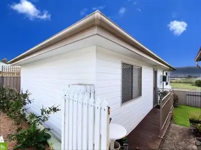 Third view of Homely villa listing, 2/14 Avondale Road, Dapto NSW 2530