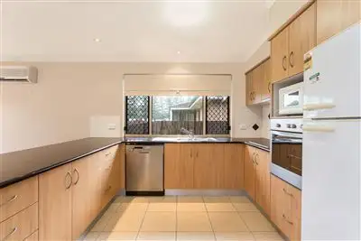 Fifth view of Homely unit listing, 1/9 Reef Point Esplanade, Scarborough QLD 4020