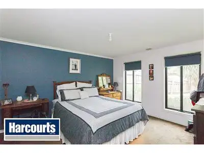 Fifth view of Homely house listing, 3 Lowe Place, Warragul VIC 3820